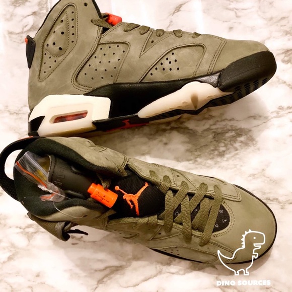 Travis  Scott Jordan 6 size 6Y - Picture 2 of 4